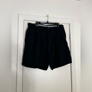 Black Shorts 
Size 40
In great condition